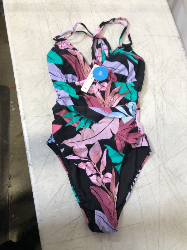 Photo 1 of Cupshe one piece bathing suit size m