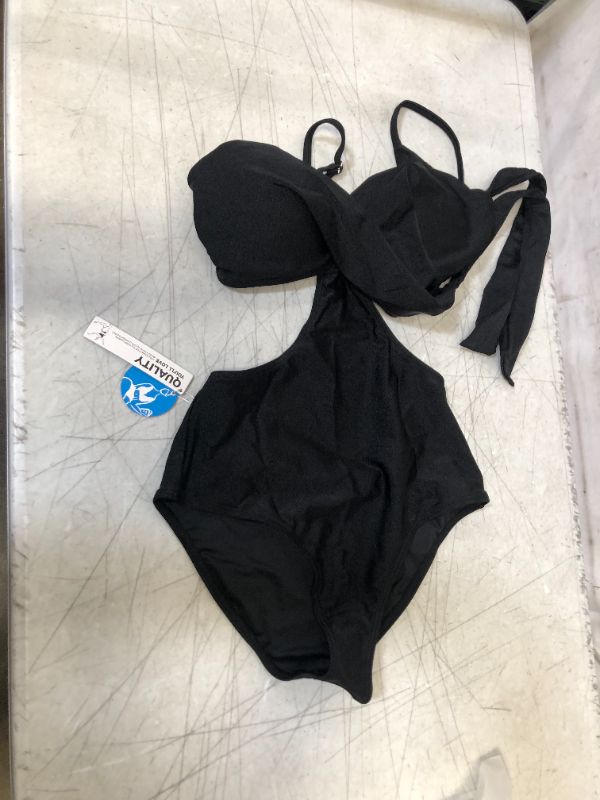 Photo 1 of Cupshe one piece swim suit size size s