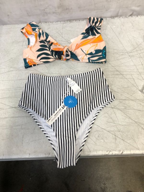 Photo 3 of Cupshe M size 2 piece swim suit 