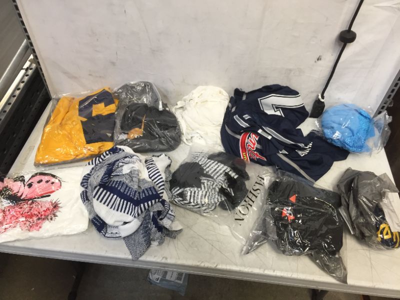 Photo 1 of bag lot - various clothing items various sizes