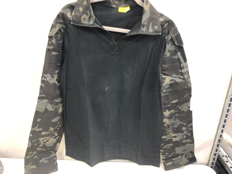 Photo 1 of  Generic Brand Men's T shirt Camo / Camouflage  Neck - Long Sleeve Chinese Size L