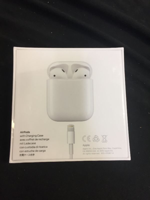 Photo 3 of Apple AirPods (2nd Generation)
