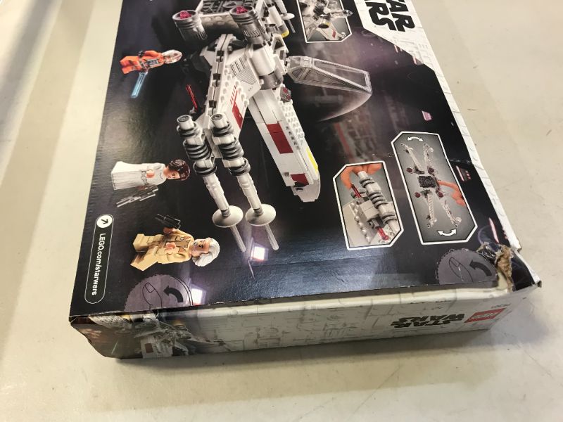 Photo 2 of LEGO Star Wars Luke Skywalkers X-Wing Fighter 75301 DAMAGES TO BOX