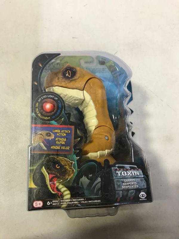 Photo 1 of WowWee Untamed Snakes - Toxin (Rattle Snake) - Interactive Toy
