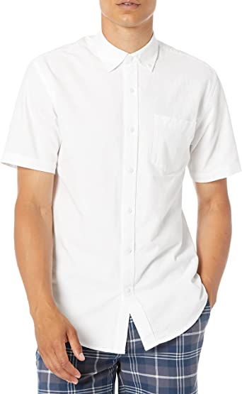 Photo 1 of Amazon Essentials Men's Regular-Fit Short-Sleeve Pocket Oxford Shirt
XL