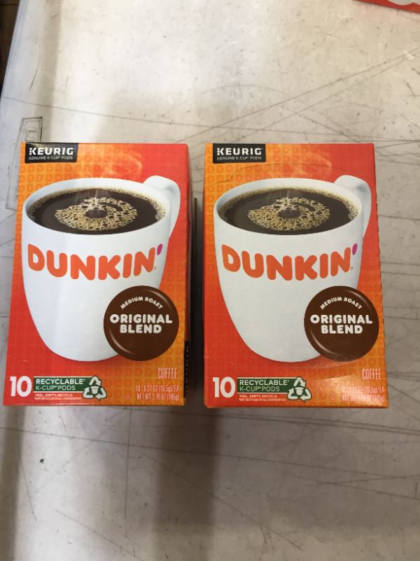 Photo 3 of Dunkin' Original Blend Medium Roast Coffee, 10 Keurig K-Cup Pods -- 2 PCK
EXP OCT 07 2022
