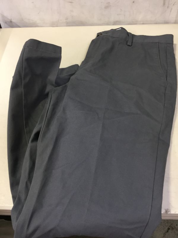 Photo 1 of 34W x 32L MEN'S PANTS 