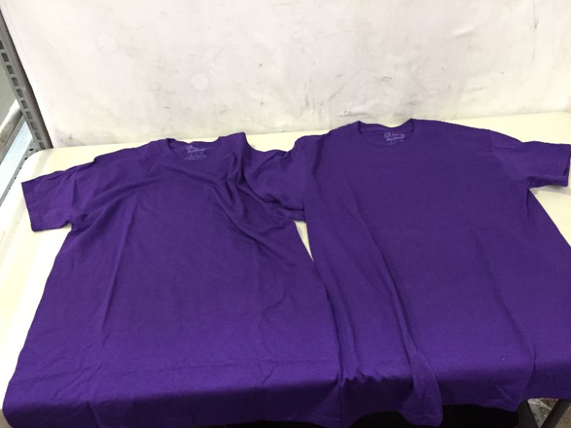 Photo 1 of GILDAN COTTON TEES SIZE SMALL 2 PC USED BUT LOOKS NEW