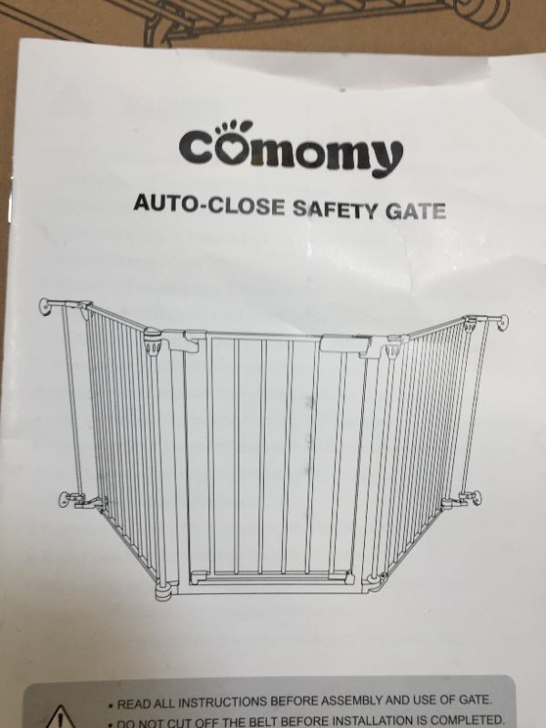 Photo 1 of comomy safety gate white  