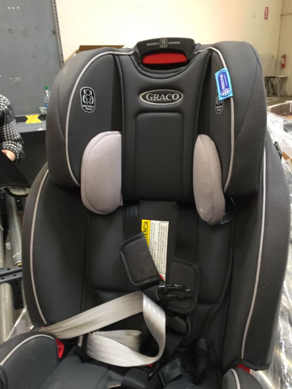 Photo 1 of graco car seat