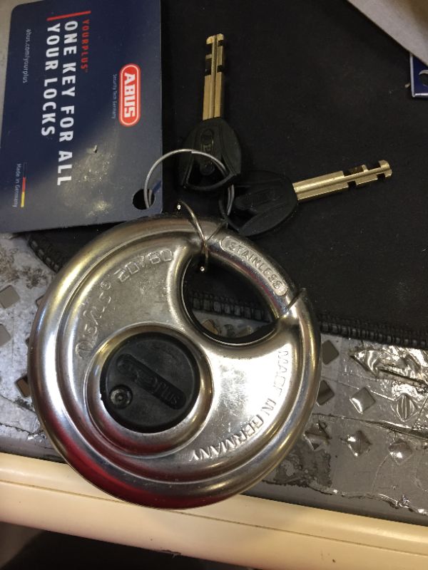 Photo 2 of Abus 20/80 Diskus Hanging Padlock Special Lock
