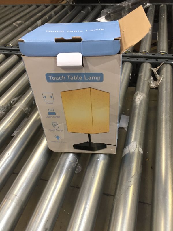 Photo 1 of NZXT H510 Flow - CA-H52FW-01 - Compact ATX Mid-Tower PC Gaming Case - Perforated Front Panel - Tempered Glass Side Panel - Cable Management System - Water-Cooling Ready - White/Black
