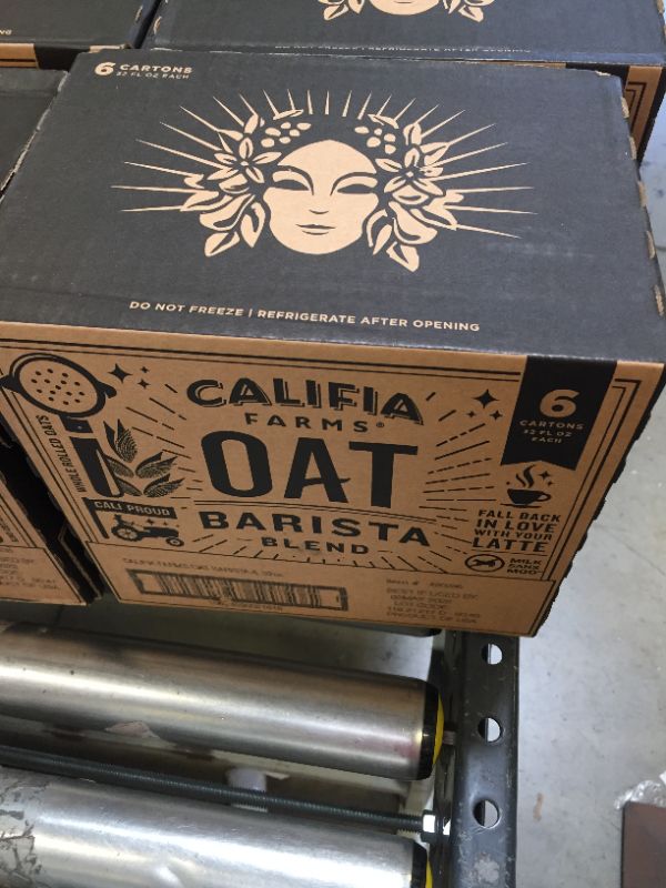 Photo 1 of Califia Farms - Oat Milk, Unsweetened Barista Blend, 32 Fl Oz (Pack of 6) | Shelf Stable | Non Dairy Milk | Creamer | Vegan | Plant Based | Gluten-Free | Non-GMO EXP 02 MAY 2022
