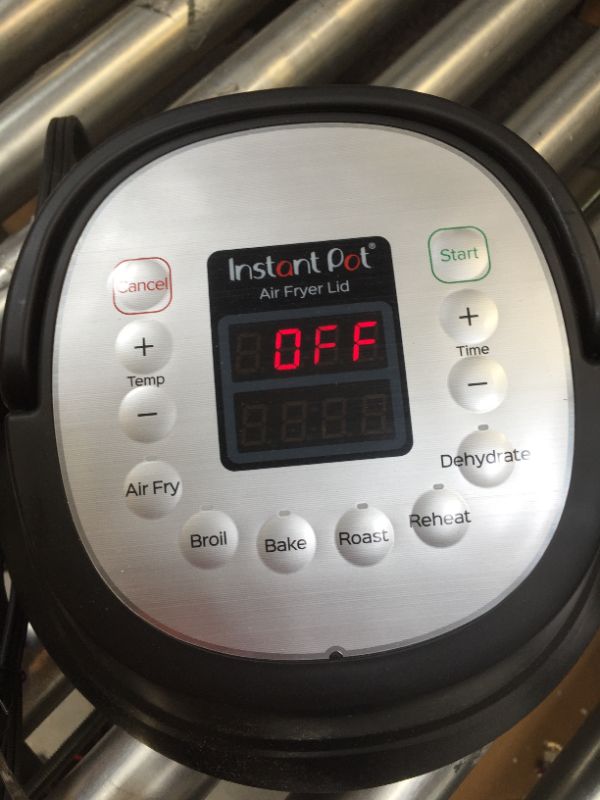 Photo 2 of Instant Pot 6 Quart Air Fryer Lid