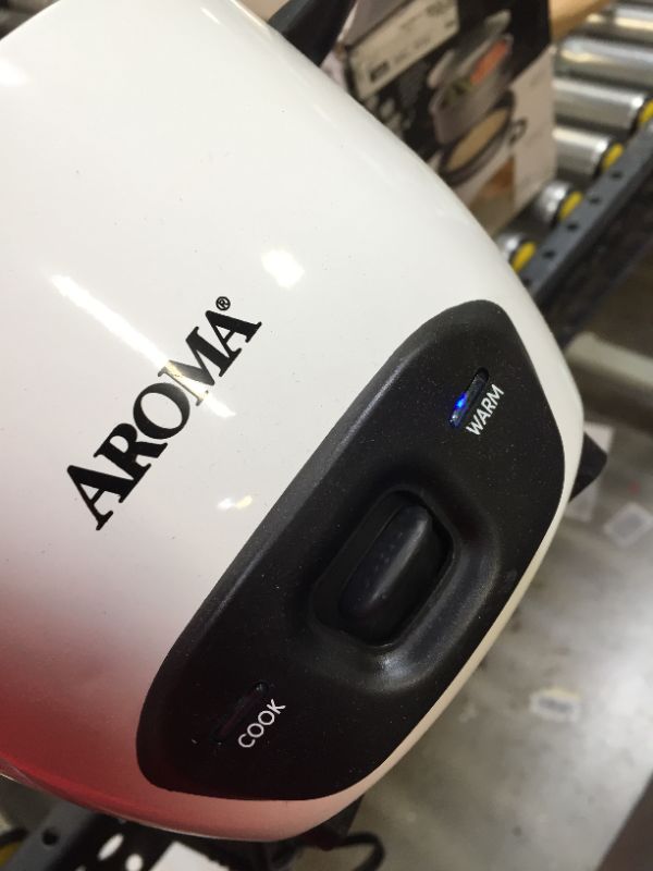 Photo 2 of Aroma - 6-Cup Rice Cooker - White