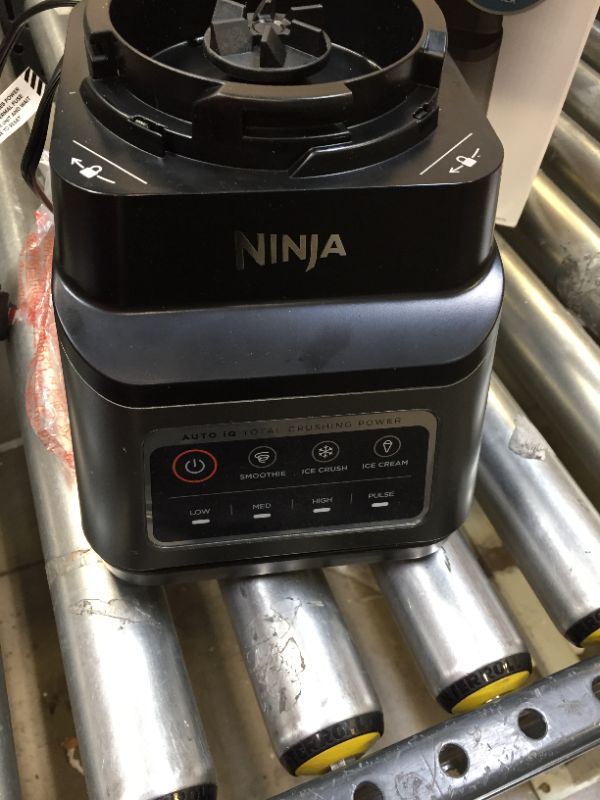 Photo 4 of Ninja BN701 Professional Plus Blender with Auto-iQ
