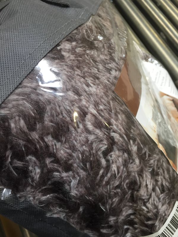 Photo 3 of XeGe Plush Shaggy Duvet Cover Set Luxury Ultra Soft Crystal Velvet Bedding Duvet Cover)(Twin, Black Ombre)