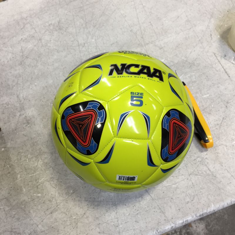 Photo 2 of WILSON NCAA Recreational Soccer Balls sz 5
