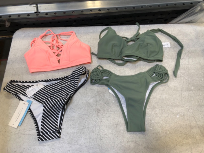 Photo 1 of Cupshe women's swimsuits 2 pack