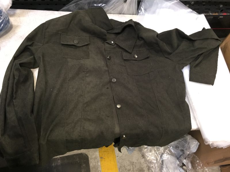 Photo 1 of 3xlarge button up top