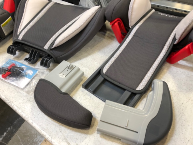 Photo 1 of Graco TurboBooster Highback Booster Seat, Glacier
