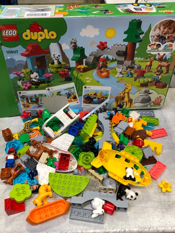 Photo 2 of LEGO DUPLO Town World Animals 10907 Exclusive Building Bricks (121 Pieces)
