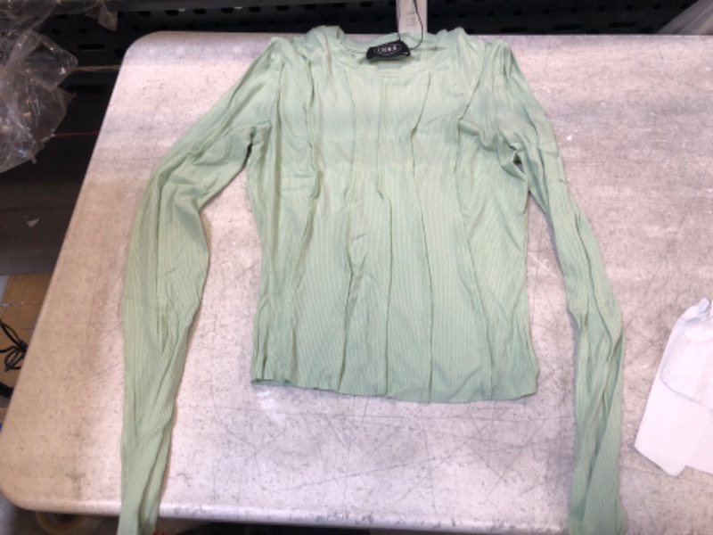 Photo 2 of Cider green stitching tee size XS