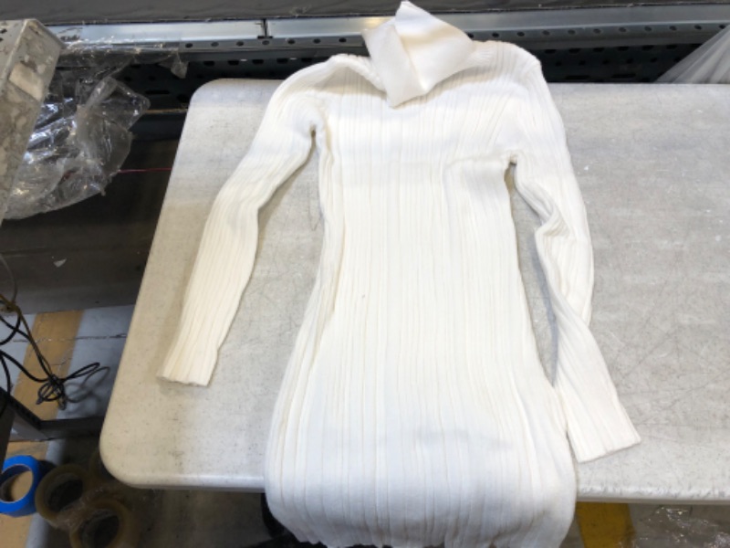 Photo 2 of Cider white knit dress size S
