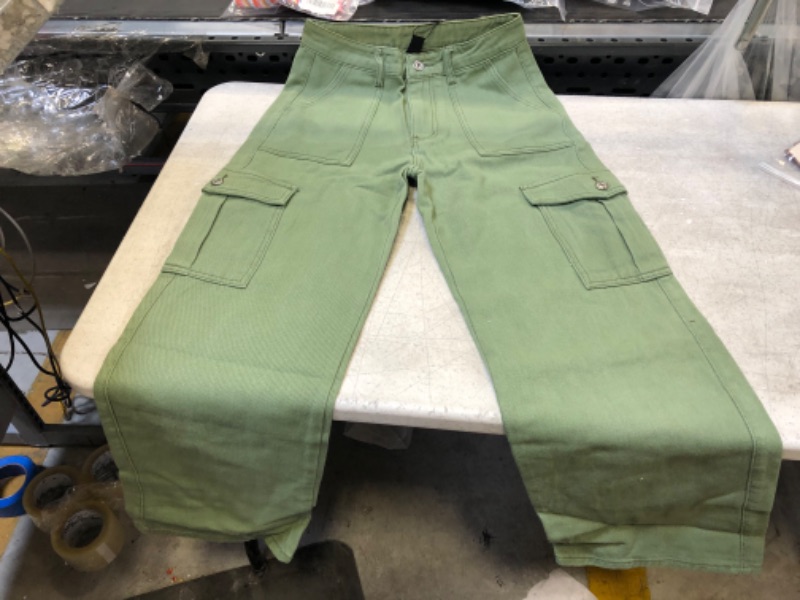 Photo 2 of Cider women's green cargo jeans size S 