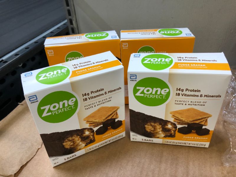 Photo 1 of ZonePerfect Nutrition Bars, Fudge Graham, 1.76 oz, 20 pcs Count exp 03-2021
