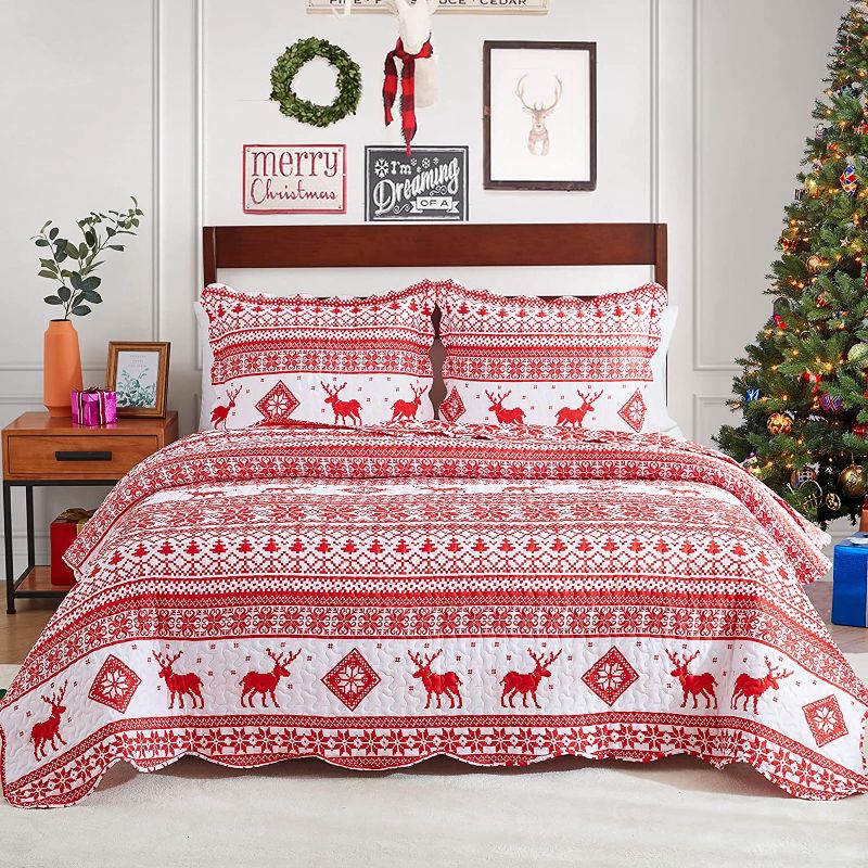 Photo 1 of EHEYCIGA Red Printed Quilt Set Twin Christma Reindeer Snowflakes Reversible Holiday Home Décor - Bedspread Coverlet.
