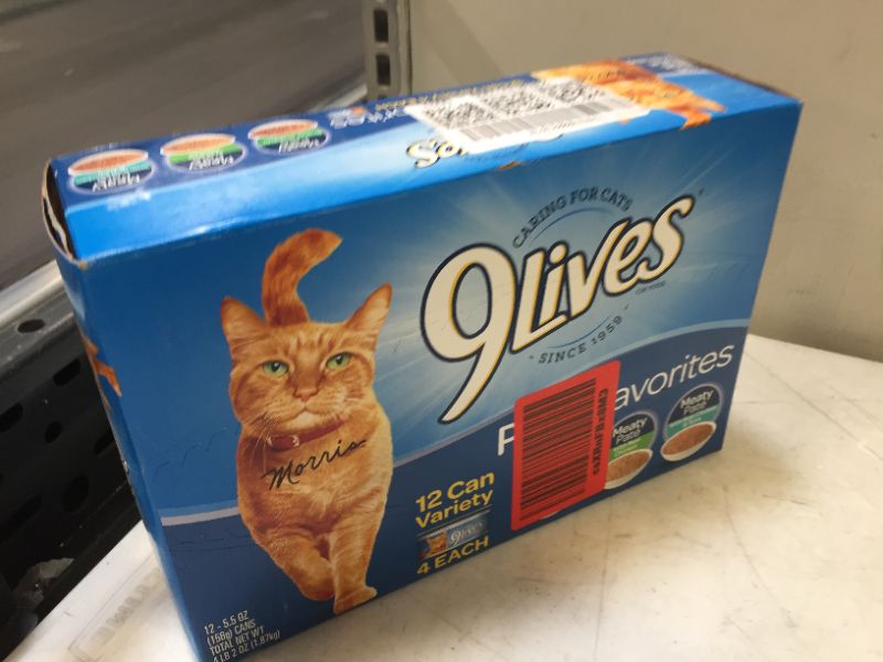 Photo 1 of 9Lives Paté Favorites Variety Pack Wet Cat Food, 5.5-Ounce Cans, 12-Count exp 05-2023
