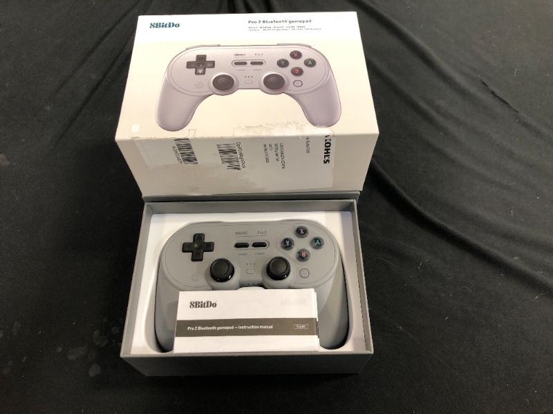 Photo 2 of 8BitDo Pro 2 Bluetooth Controller for Switch/Switch OLED, PC, macOS, Android, Steam & Raspberry Pi (Gray Edition) - Nintendo Switch
