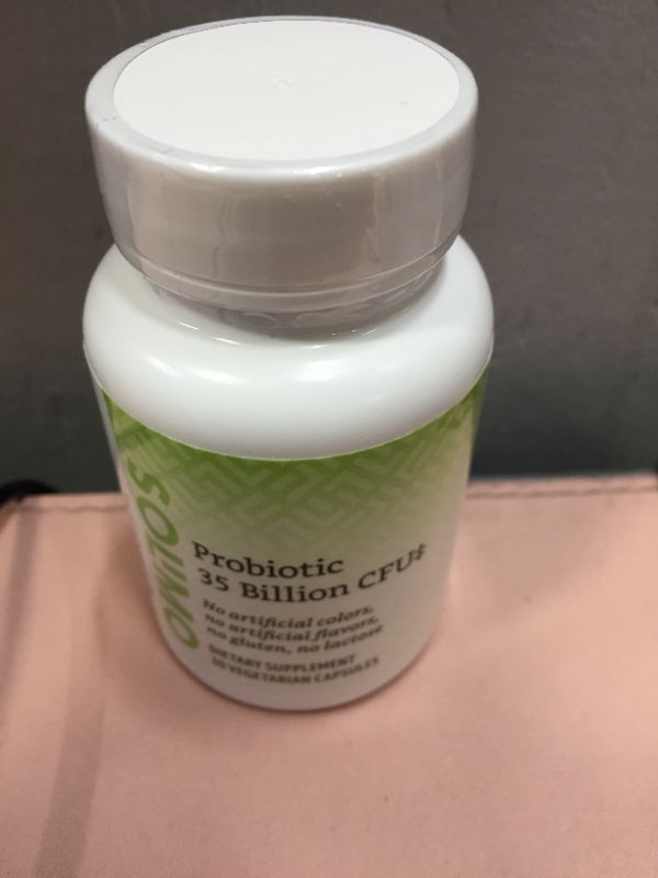 Photo 2 of Amazon Brand - Solimo Probiotic 35 Billion CFU, 8 Probiotic Strains with Prebiotic Blend, Supports Healthy Digestion, 30 Vegetarian Capsules, 1 Month Supply EXPIRES 6/4/2022
