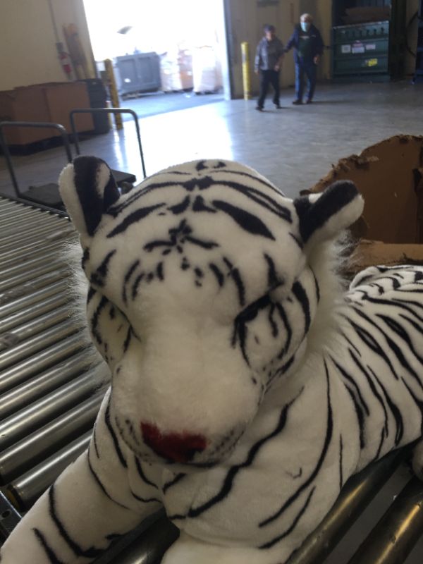 Photo 2 of White Tiger Giant Stuffed Animal
