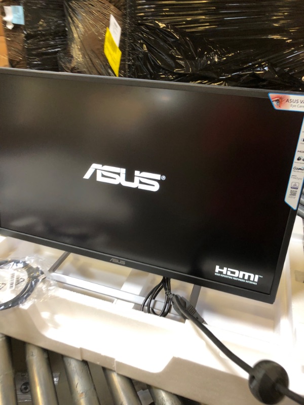 Photo 6 of ASUS VA32UQ 31.5” HDR Monitor 4K (3840 x 2160) FreeSync Eye Care DisplayPort HDMI HDR10 ( MONITOR ONLY )
