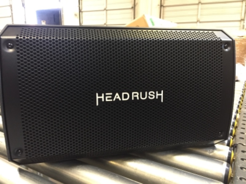 Photo 2 of HeadRush FRFR-108 | 2000W Full-Range Flat-Response Powered Guitar Cabinet