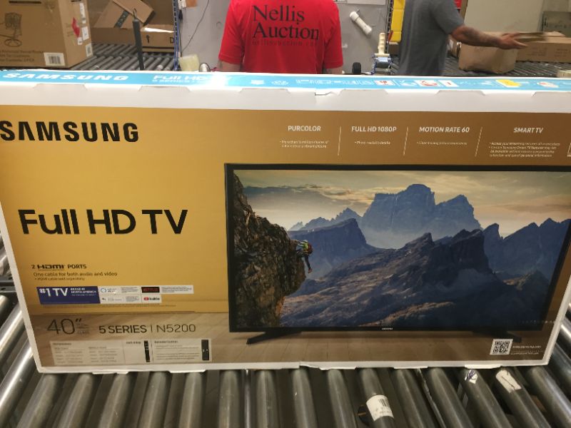 Photo 7 of Samsung 40" Smart FHD LED TV - Black (UN40N5200)

