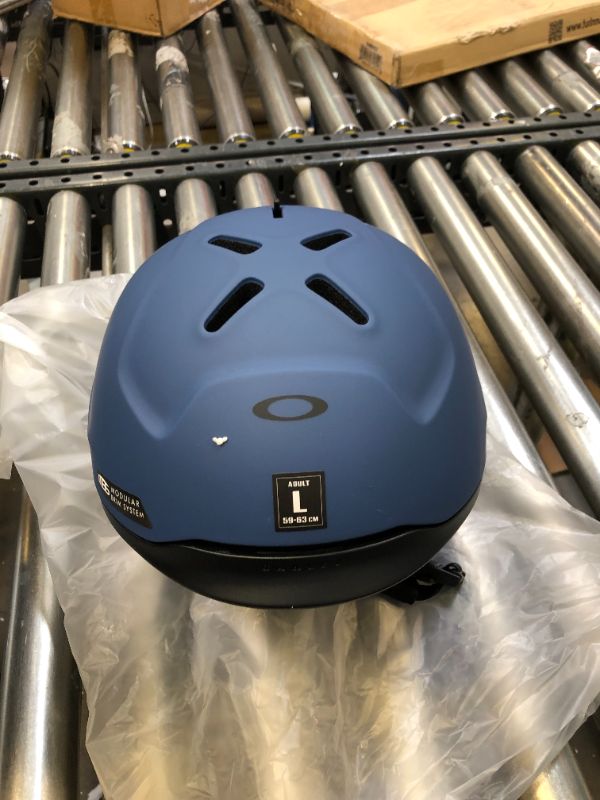 Photo 3 of Oakley snowboarding-helmets Oakley mod3 snow helmet SZ L 

