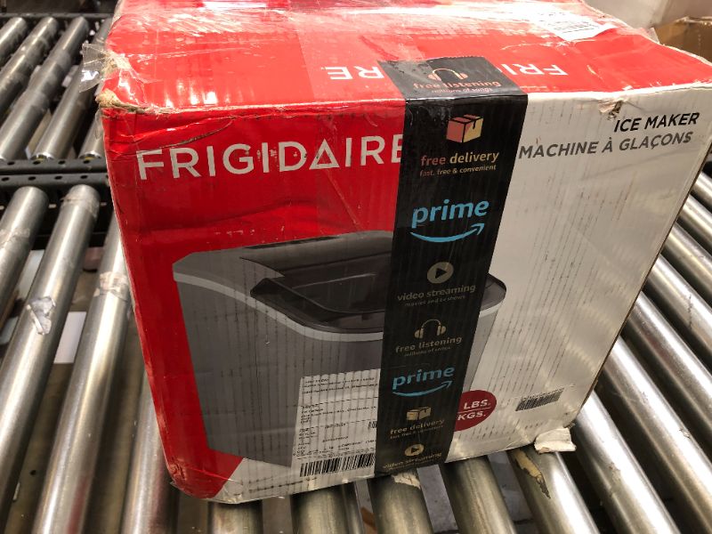 Photo 7 of FRIGIDAIRE EFIC189-Silver Compact Ice Maker, 26 lb per Day, Silver