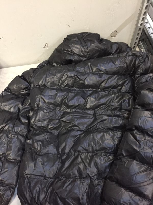 Photo 2 of men's puffy jacket
size L