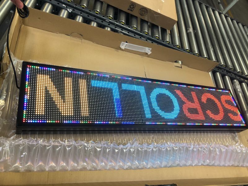 Photo 1 of SCROLLING MESSAGE LED LIGHT BAR 