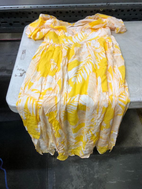 Photo 2 of CUPSHE Selena Yellow Floral V-Neck Midi Dress---XL---
