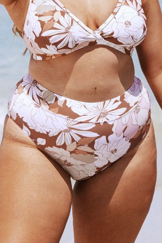 Photo 1 of CUPSHE Kari Floral Plus Size Bikini Bottom---1X---
