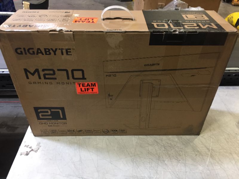 Photo 10 of GIGABYTE M27Q 27" 170Hz 1440P -KVM Gaming Monitor, 2560 x 1440 SS IPS Display, 0.5ms (MPRT) Response Time, 92% DCI-P3, HDR Ready, FreeSync Premium, 1x Display Port 1.2, 2x HDMI 2.0, 2x USB 3.0
