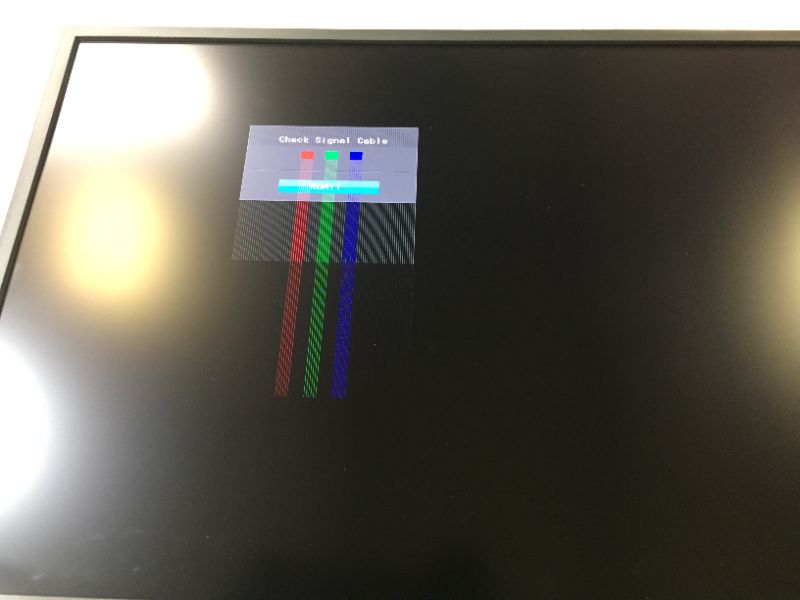 Photo 3 of Samsung - UJ59 Series U32J590UQN 32" LED 4K UHD FreeSync Monitor (DisplayPort, HDMI) - Dark Gray/Blue---SELLING AS PARTS ONLY----SCREEN KEEPS FLICKERING---SELLING AS PART---MISSING POWER CORD---
