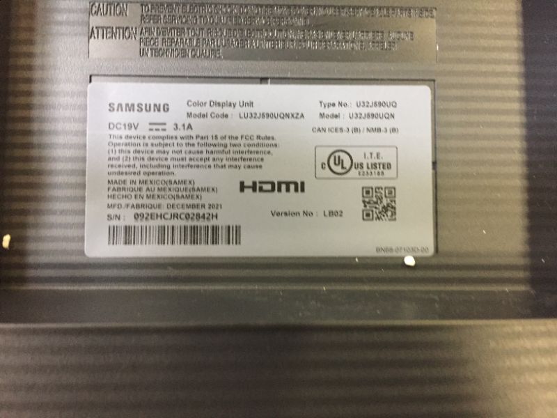 Photo 6 of Samsung - UJ59 Series U32J590UQN 32" LED 4K UHD FreeSync Monitor (DisplayPort, HDMI) - Dark Gray/Blue---SELLING AS PARTS ONLY----SCREEN KEEPS FLICKERING---SELLING AS PART---MISSING POWER CORD---
