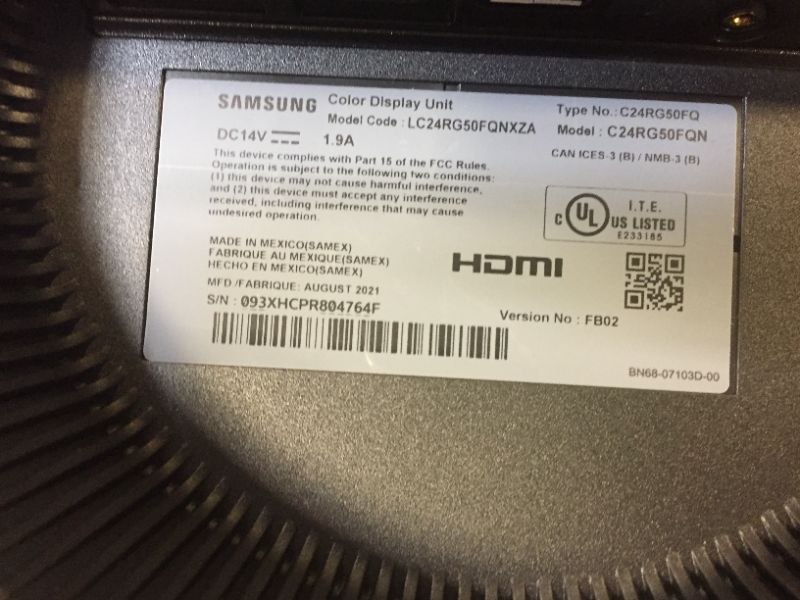 Photo 1 of SAMSUNG 24" Class Curved Gaming Quantum Dot (1920 x 1080) Monitor LC24RG50FQNX/ZA---BOTTOM FRAME SEEMS TO BE POPPED OUT A LITTLE---CAUSED THE RIGHT CORNER TO HAVE A SCRREN SMUDGE---