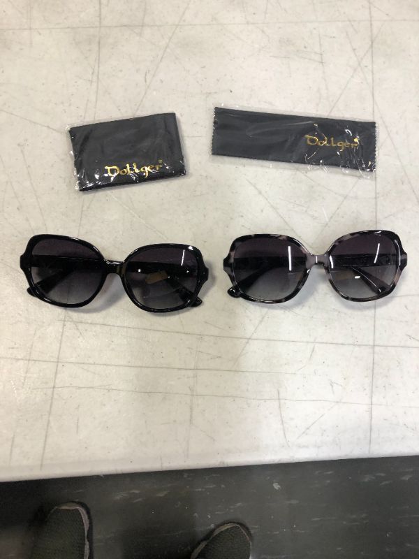 Photo 1 of Dollger Sunglasses 2 Pack