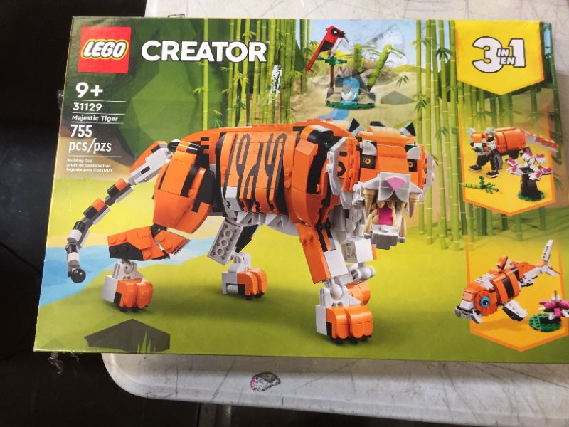Photo 3 of LEGO Creator Majestic Tiger 31129 Building Set


